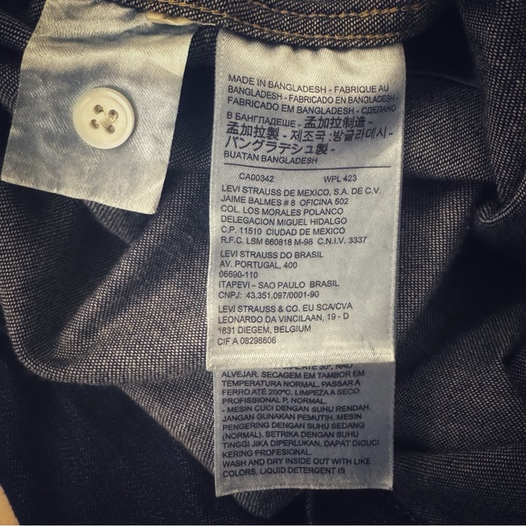 Levi's Barstow Western Shirt (Size S, 34-36) - Picture 8 of 10